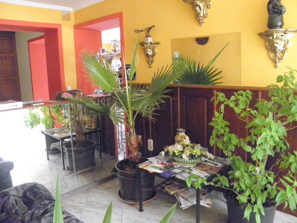 Kristaly Apartman Heviz Ngoại thất bức ảnh